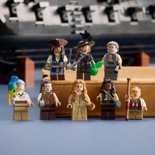 LEGO® Icons - Jack Sparrow kapitány kalózhajója (10365)