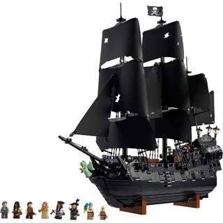 LEGO® Icons - Jack Sparrow kapitány kalózhajója (10365)
