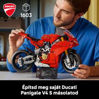 LEGO® Technic - Ducati Panigale V4 S motorkerékpár (42202)