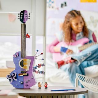 LEGO® Editions - Olivia Rodrigo kettős stílusú gitárja (43031)