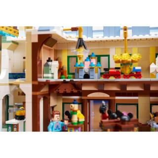 LEGO® Disney - Main Street, U.S.A. (43302)