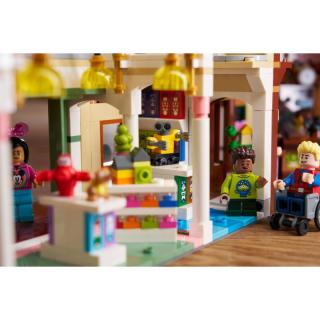 LEGO® Disney - Main Street, U.S.A. (43302)