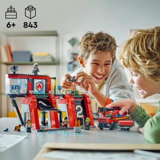 LEGO® City - Tűzoltóállomás és tűzoltóautó (60414) 